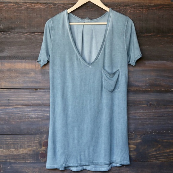 Acid Washed Modal V Neck Pocket Tee - Picture 4 of 4